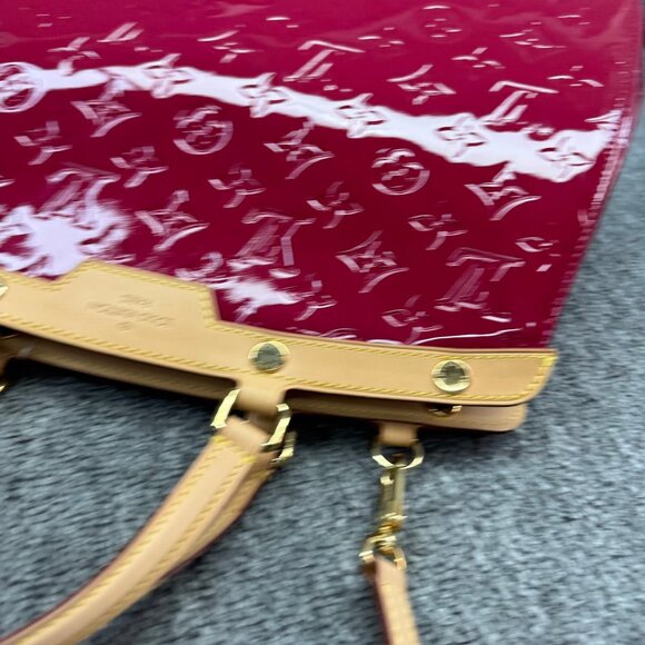Louis Vuitton Brea Leather Vernis Shoulder Bag 699-092225 - Picture 8 of 14